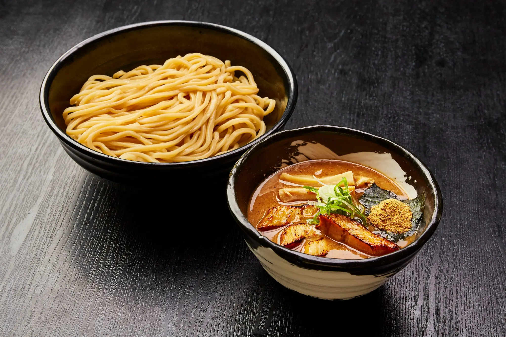 つけ麺 黒